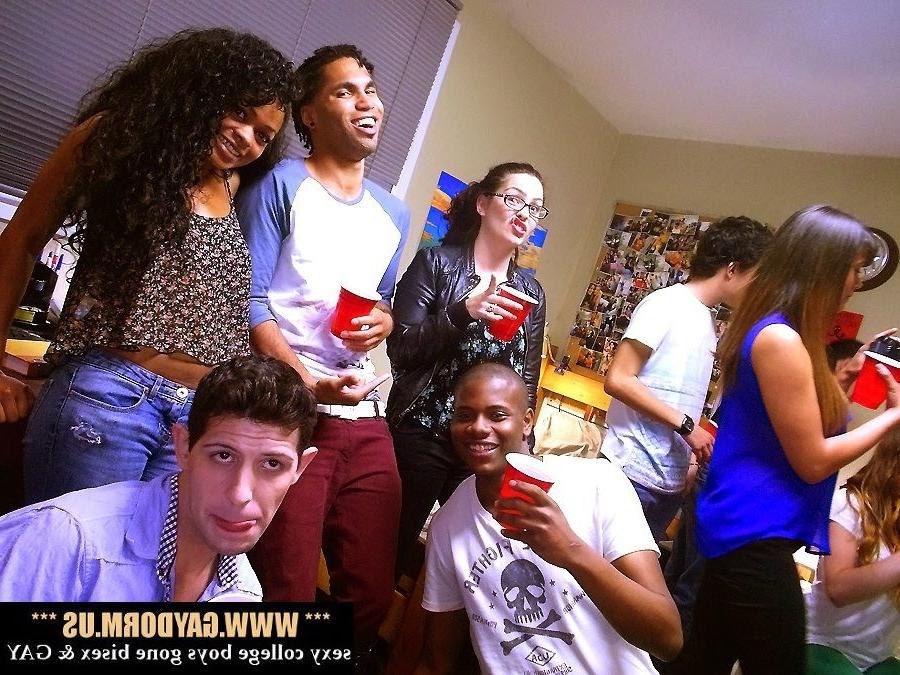 15P College boys lured into gayness by crazy girls