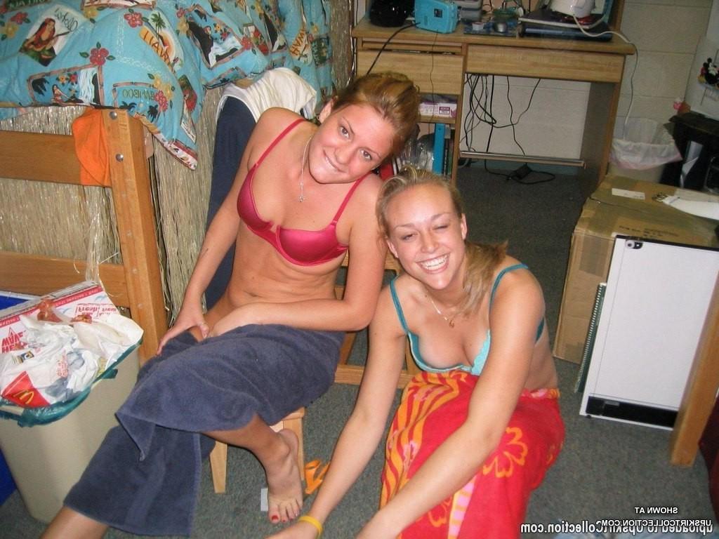 12P Fresh boobs get voyeured in deep decolletes