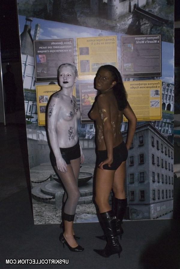 15P Bare titted painted girls wildly dance in small shorts