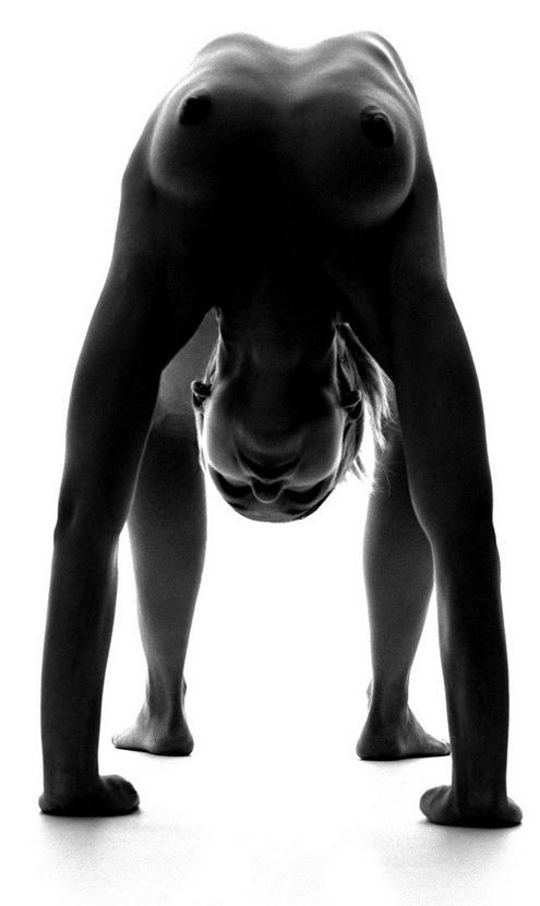 16P Attractive blonde yoga naked in inconceivable poses