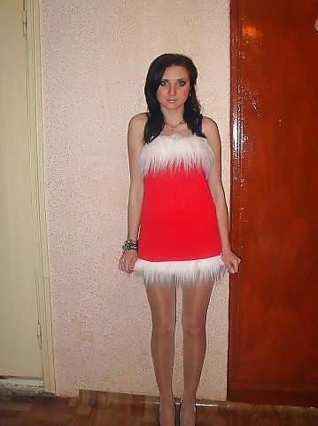 25P Nylon - upskirt - leg 3