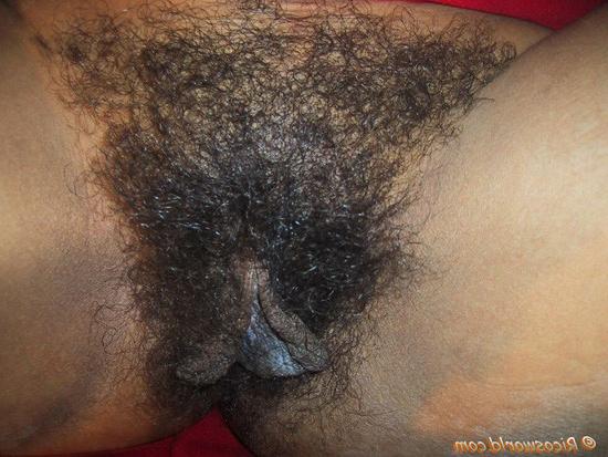 15P Very hairy black woman