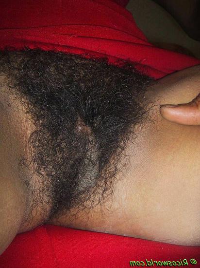 15P Very hairy black woman