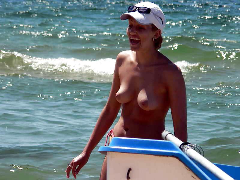 25P Bulgarian Beach Girls from Black Sea