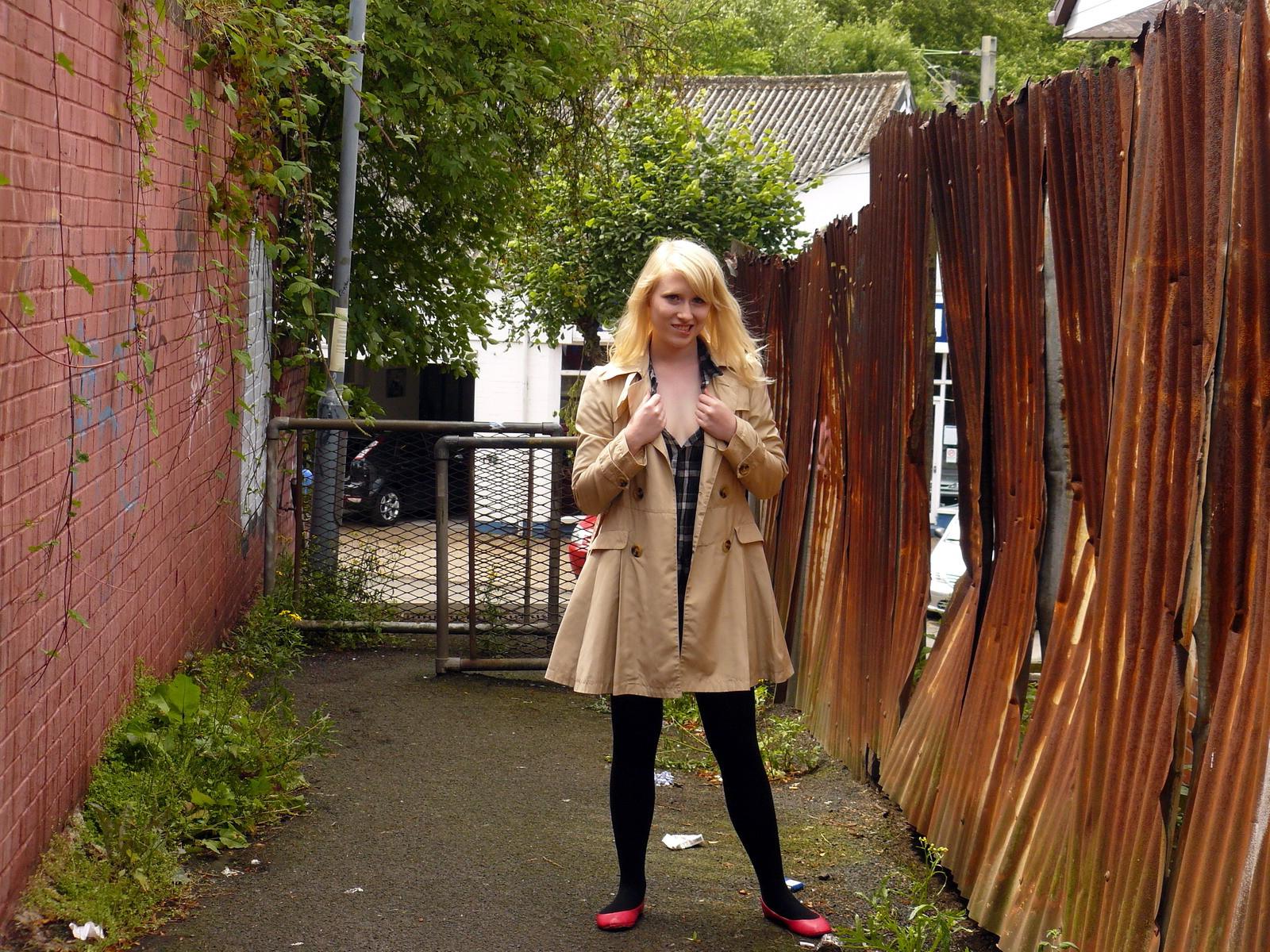 16P Blonde babe Satine Spark flashing and public nudity of English pornstar naked in