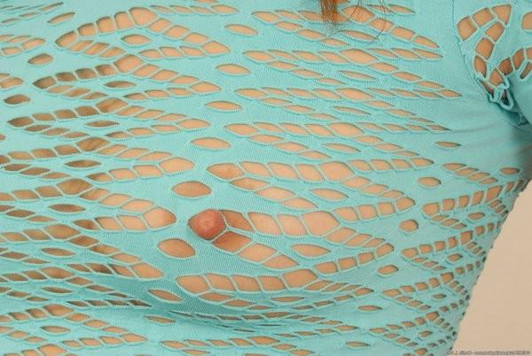 15P blonde coed Jerry exposes her juicy pink pussy