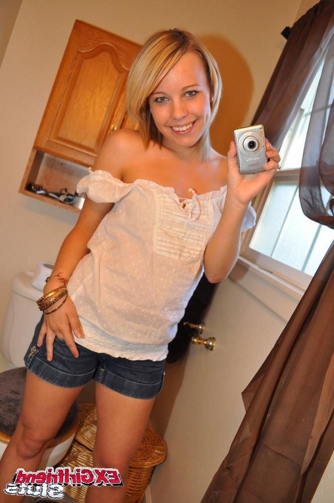 15P Blonde teen girlfriend posing