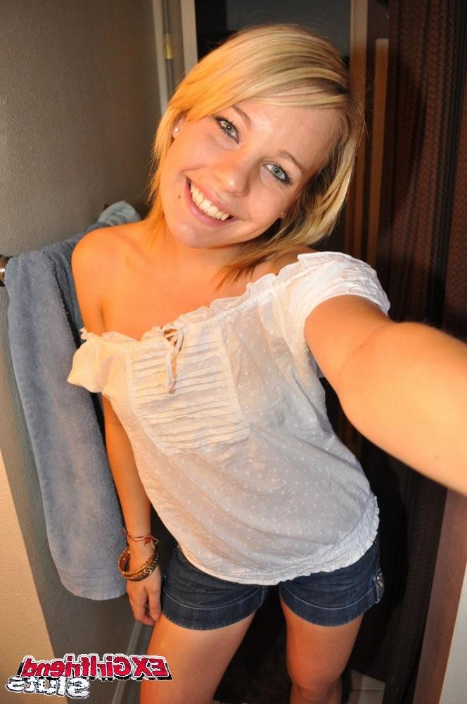 15P Blonde teen girlfriend posing