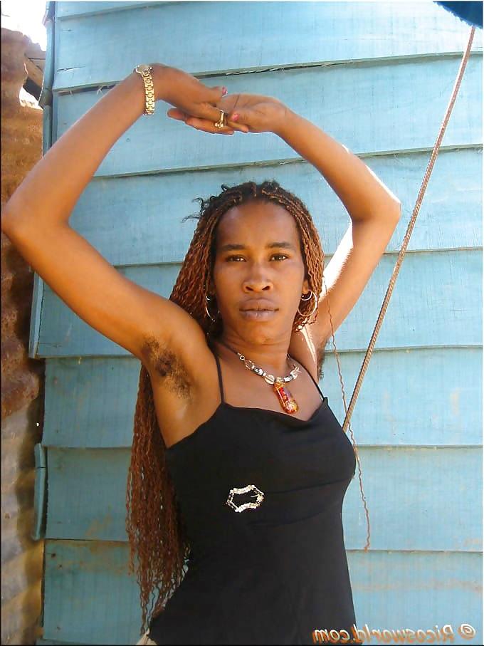 20P Hairy pits