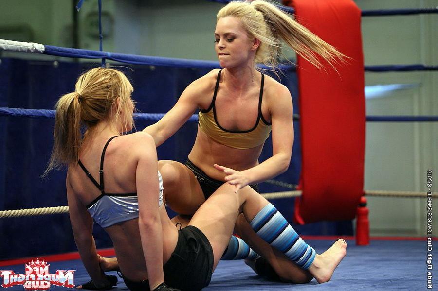 16P Horny Hot chicks wrestling and having oral fun