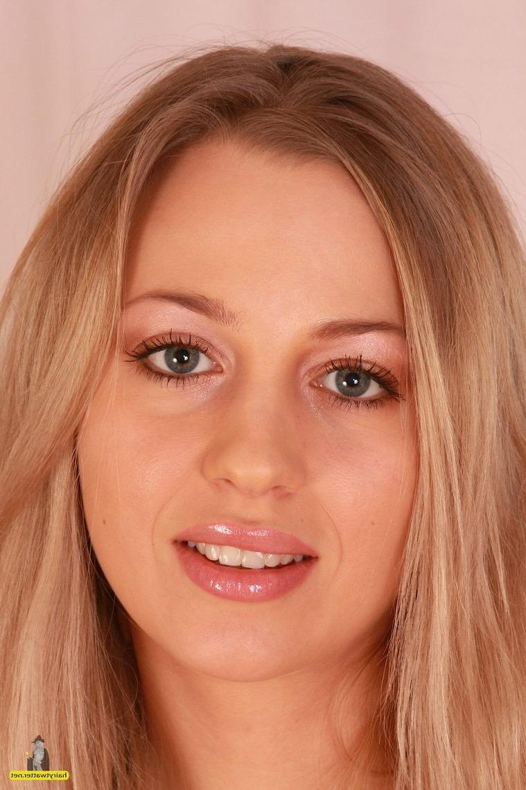 9P Stunning blonde teen inserts dildos into her hairy pussy and ass