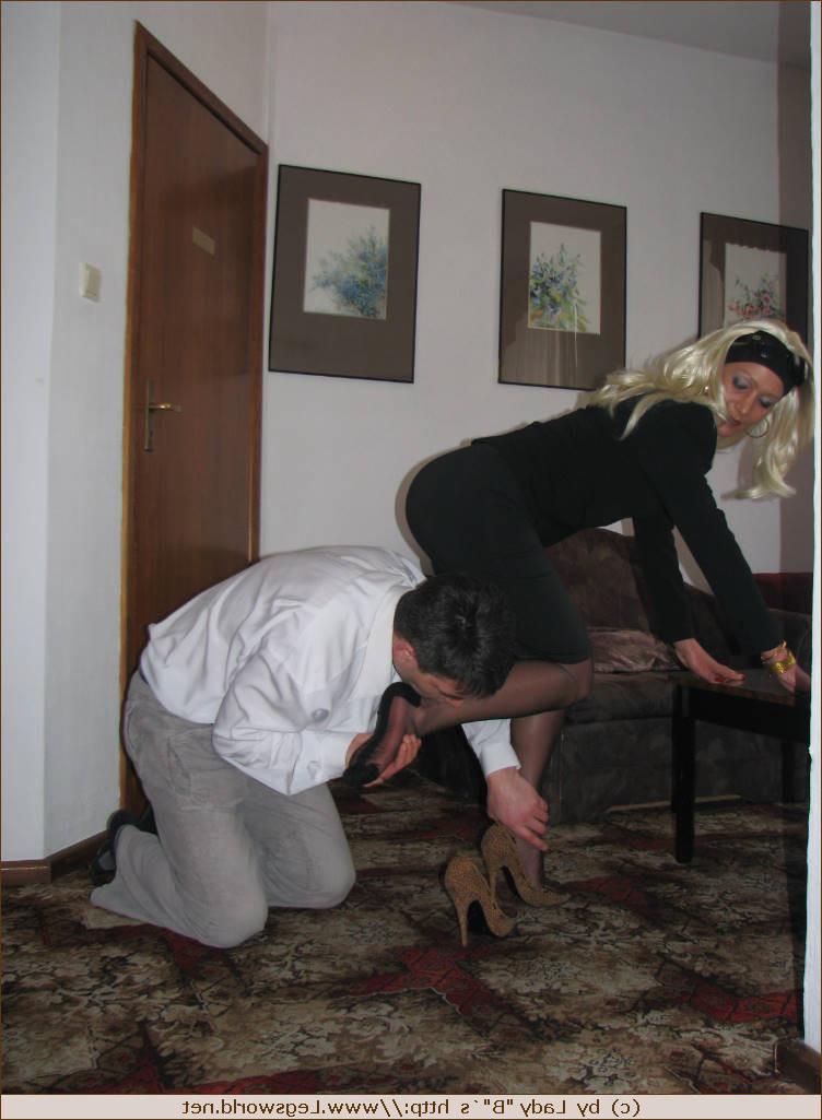 12P German Ewa gets her stockinged feet worshiped