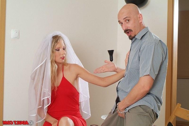 16P Amateur blonde gets banged  in bride costume