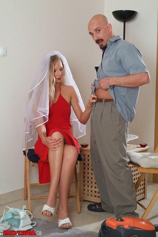 16P Amateur blonde gets banged  in bride costume