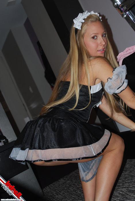 15P Kinky young housemaid gets naughty
