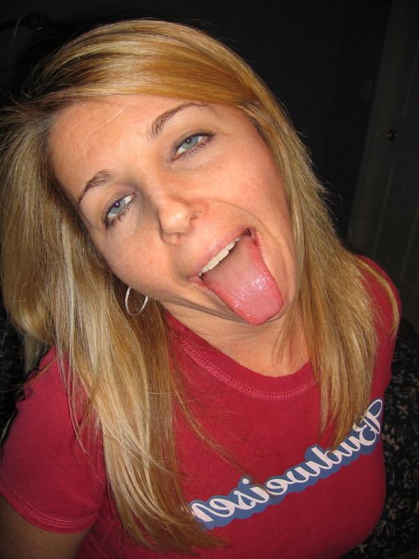 15P Blonde girlfriend sucking cock on camera