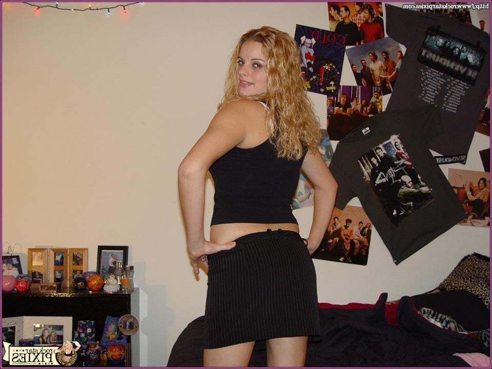 16P amateur blonde slut