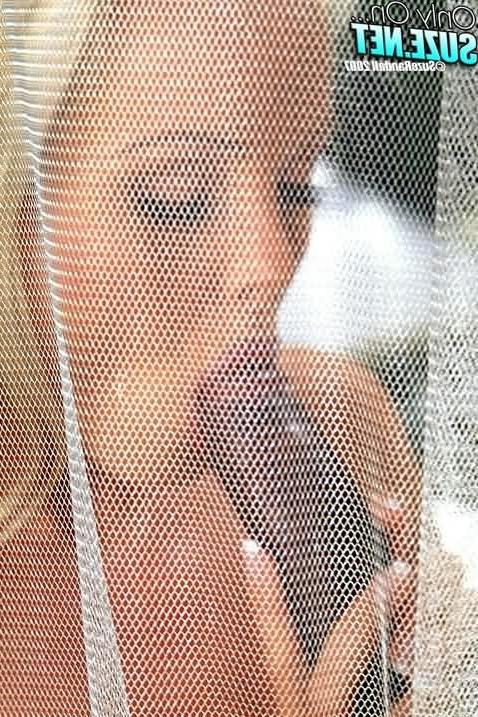 15P Blonde pornstar Silvia Saint fucking black guy