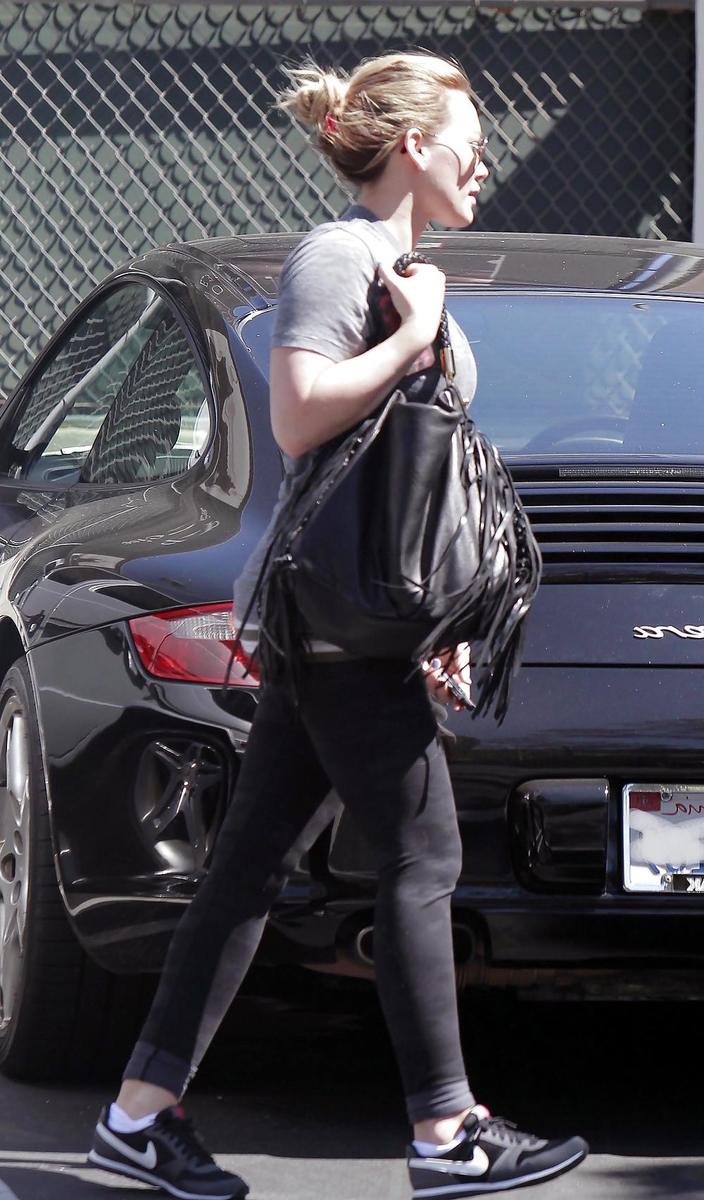 11P Hilary and Haylie Duff Looking Good in Workout Cloths