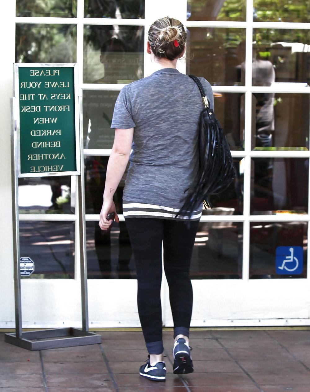 11P Hilary and Haylie Duff Looking Good in Workout Cloths