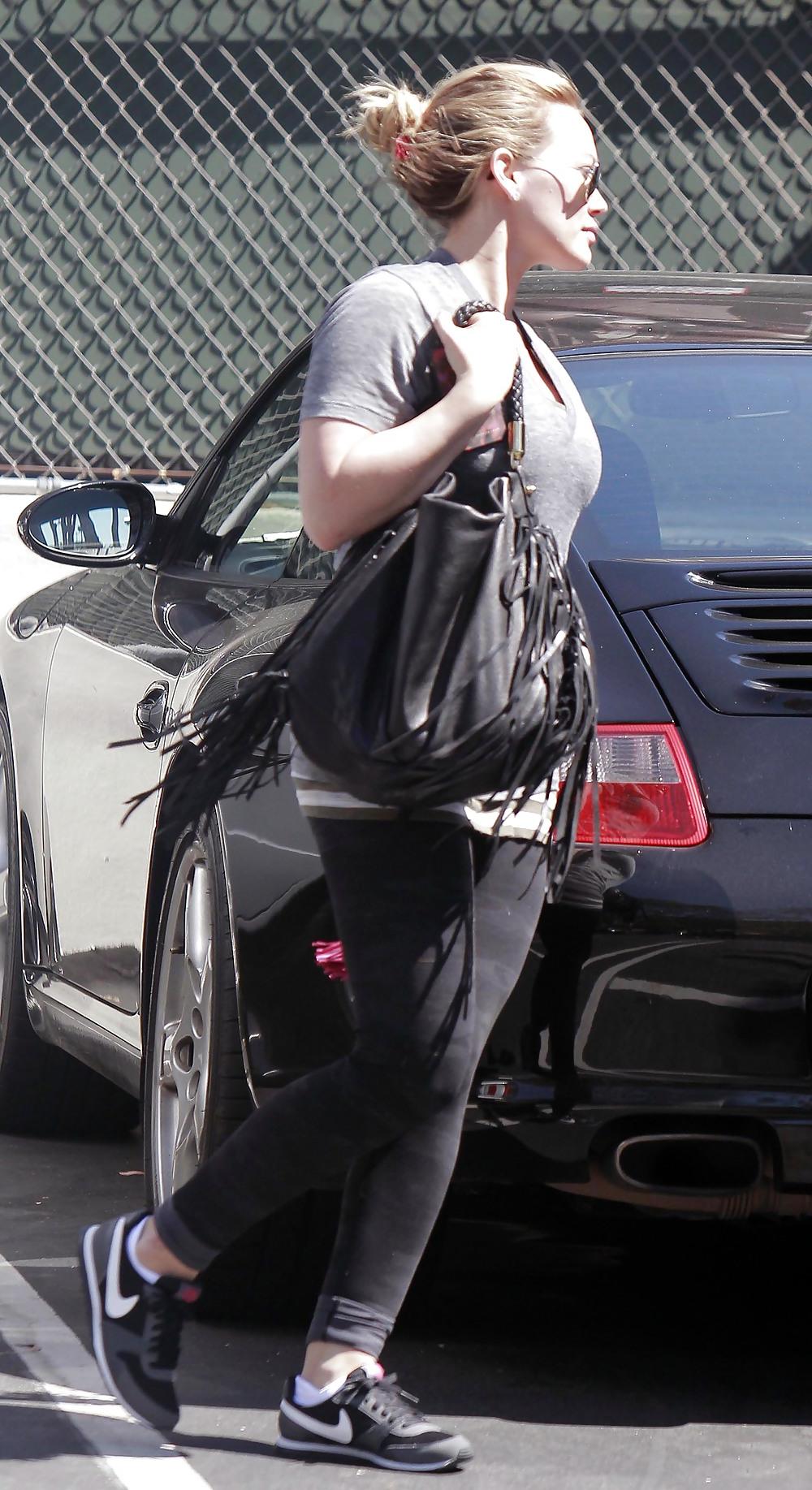 11P Hilary and Haylie Duff Looking Good in Workout Cloths