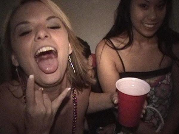 16P Blonde chick gets fucked at a wild college party
