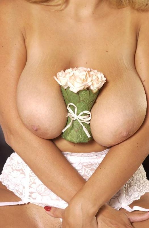17P Big Tit Blonde Milf In Stockings Spreads Her Legs