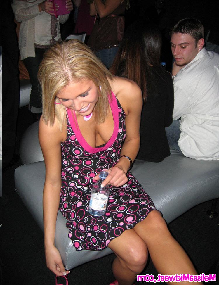 15P Hot blonde sweetie teasing and tit flash