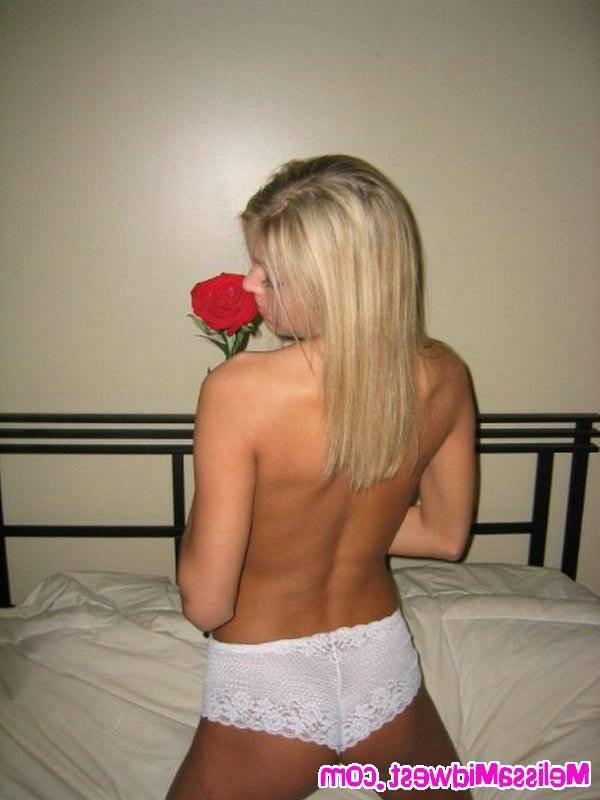 16P Teen hottie in bed with teddy and roses