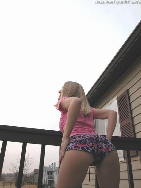 14P Young Sexy Blonde Teen Girl Posing Softcore