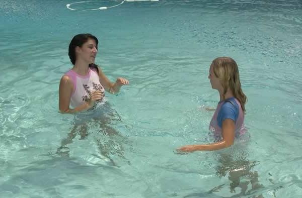 15P Cute lesbian in a swimming pool