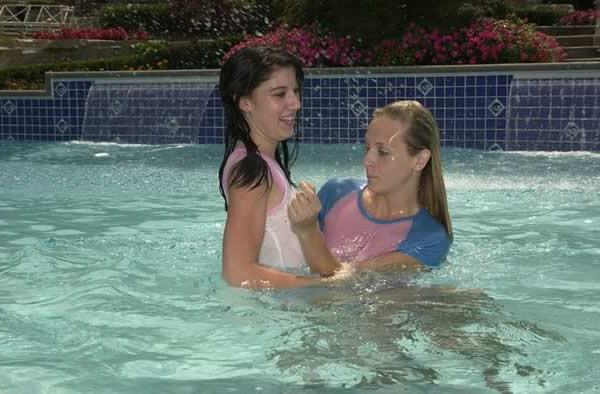 15P Cute lesbian in a swimming pool