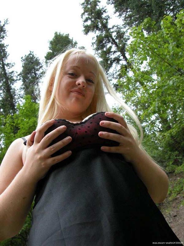 19P Chubby blonde teen in the nature