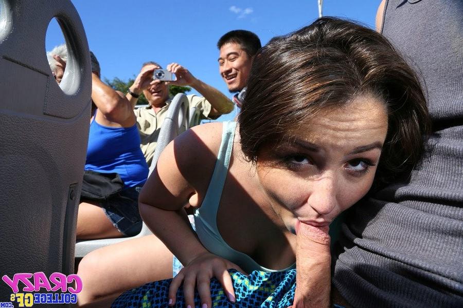 12P College girlfriend scuking cock in public
