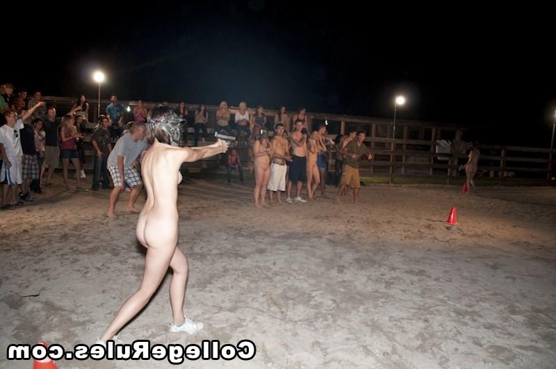 15P Hot college girls love blowjob