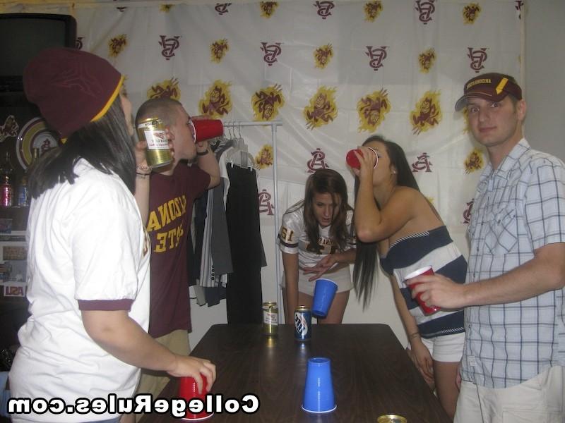 15P Naughty girls enjoy girl to girl sex at the college party