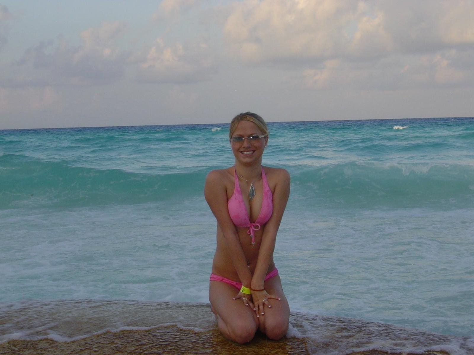 12P Wild amateur girl friends, whoregfs, sluts, cum