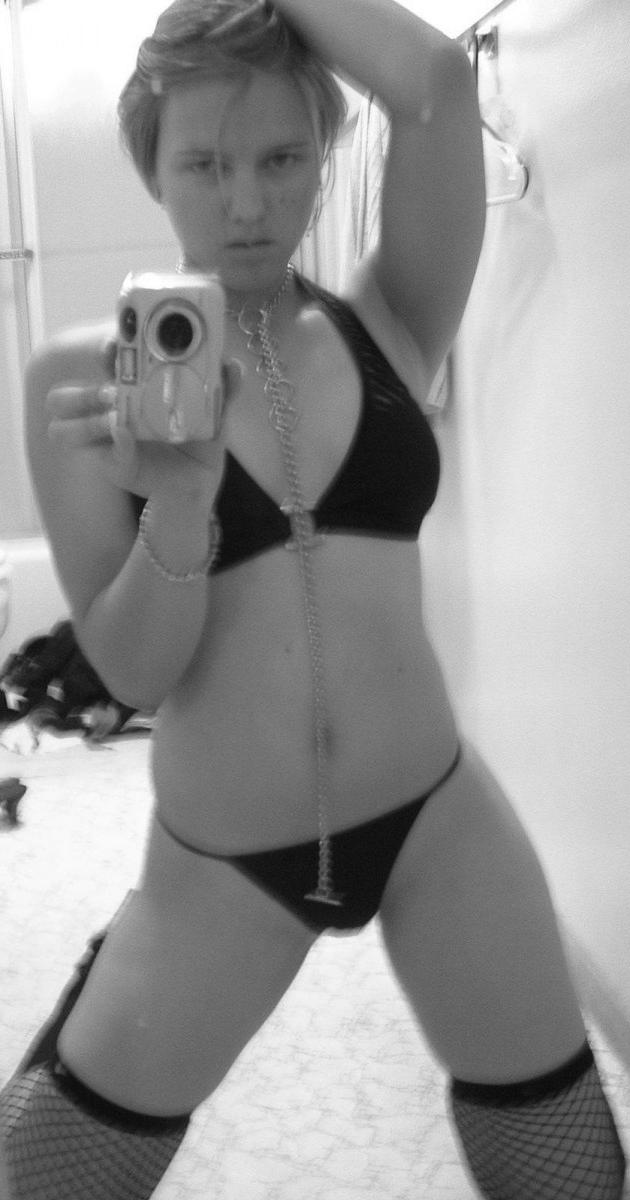 15P Wild amateur girl friends, whoregfs, sluts, cum