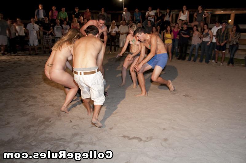 15P College girls were drunk then gives every men sloppy blowjob