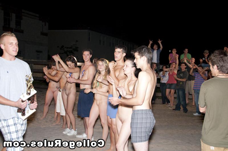 15P Naughty college girls were drunk and having girl to girl sex
