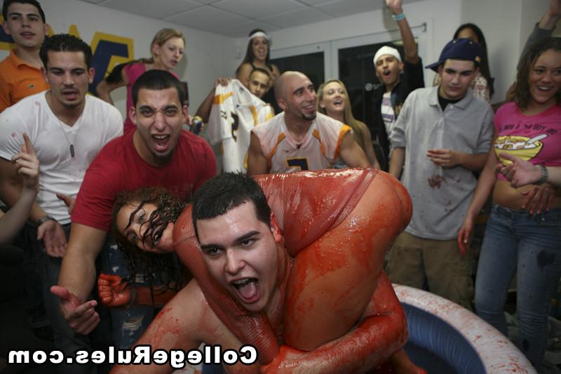15P Drunk college teen is getting fucked in different positions