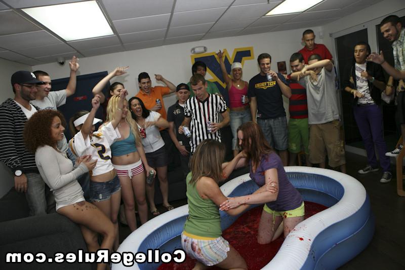 15P Drunk college teen is getting fucked in different positions