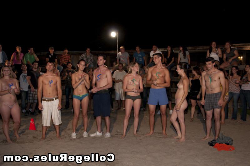 15P Awesome college fuckfest