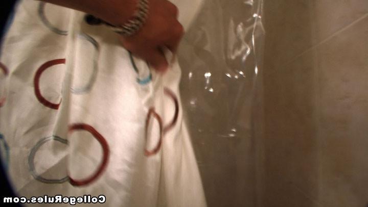 15P College girls were drunk then gives every men sloppy blowjob