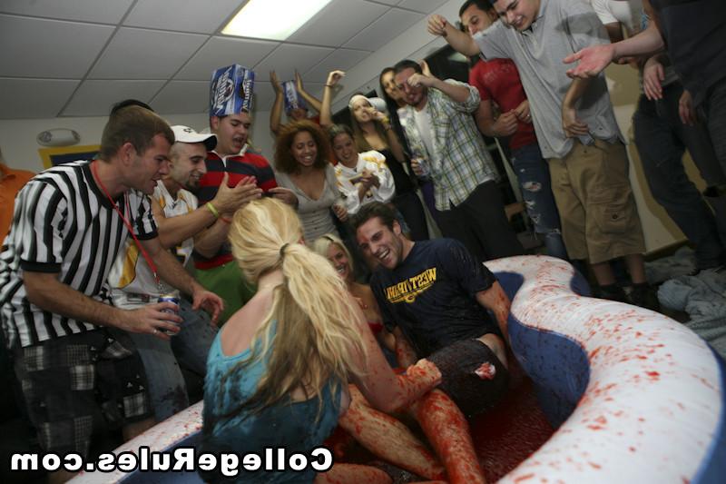 15P Tattooed college girl is getting pounded in a hard way