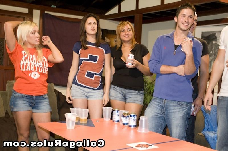 15P Hot college girls love blowjob