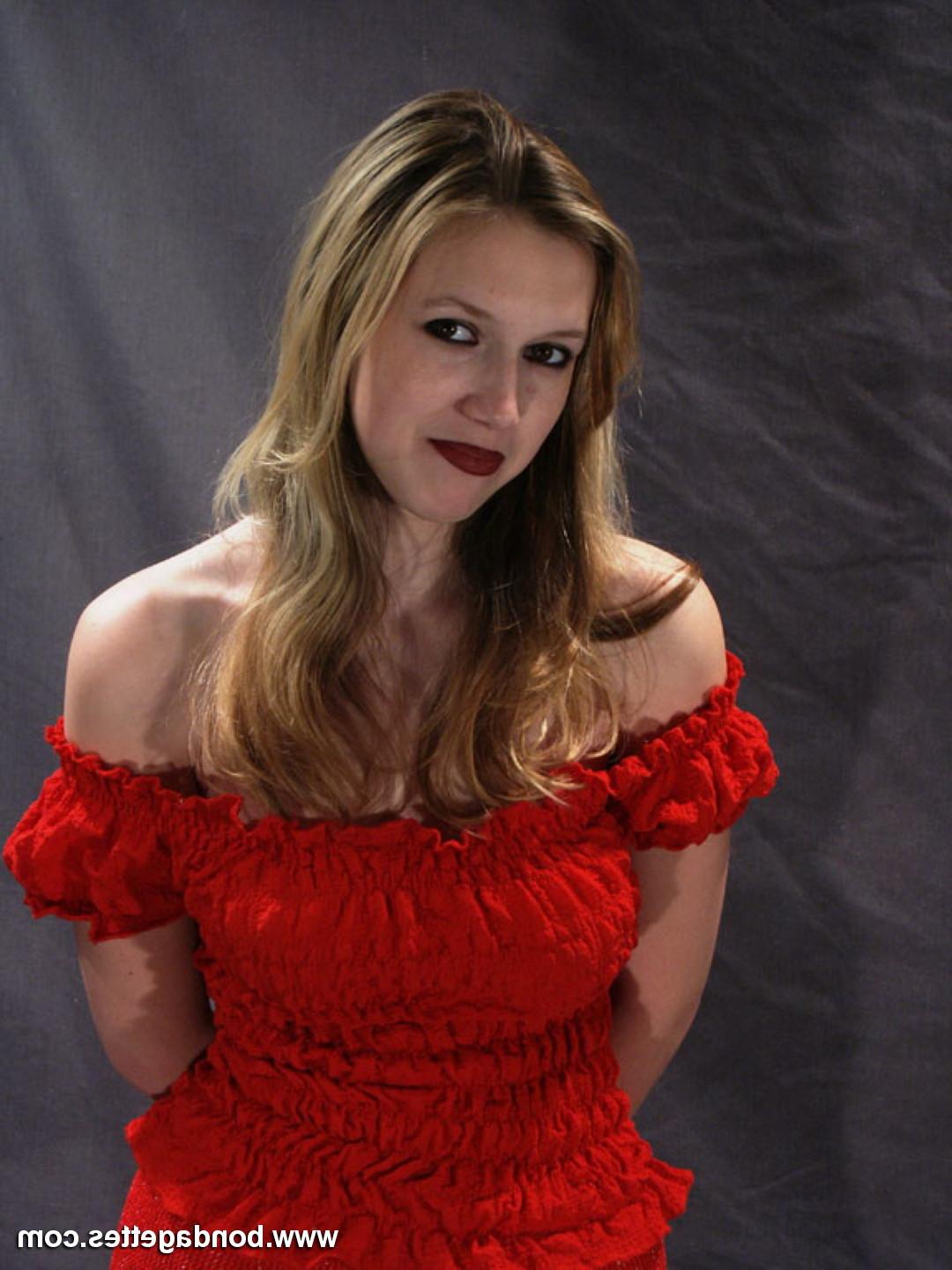 14P Beautiful amateur subbie Isanne is tied up in an arm binder rest