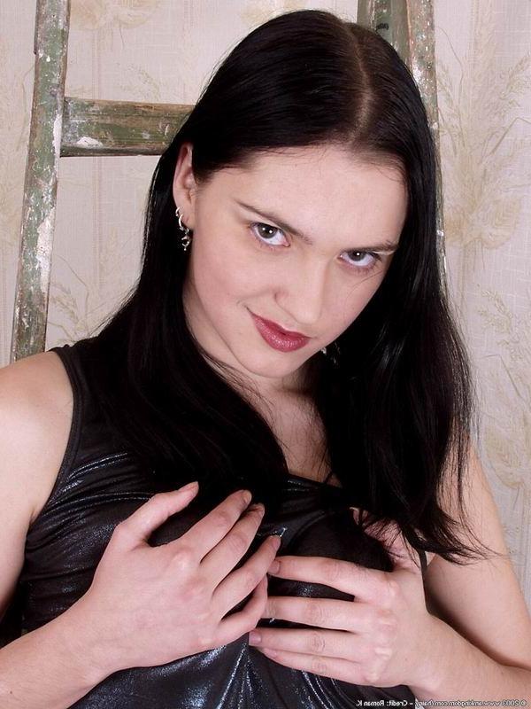 15P Hairy pussy teen in sweet panthyhose
