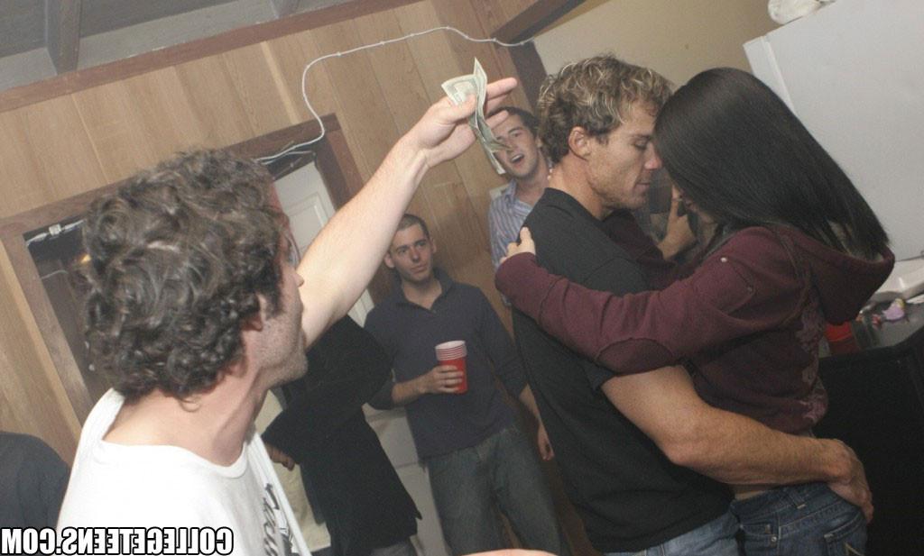 15P Drunk coed getting pounded at a party