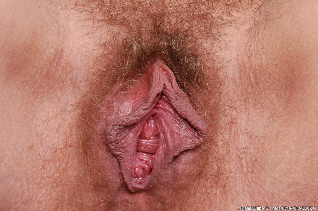 16P Stellar naturally hairy mature babe shows you her furry pussy